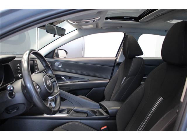 2021 Hyundai Elantra Preferred (Stk: 25528B) in North Bay - Image 9 of 18