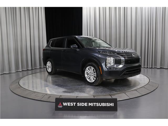 2024 Mitsubishi Outlander ES (Stk: P25716A) in Edmonton - Image 1 of 23