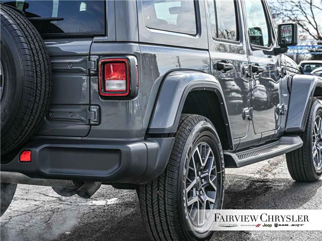 2021 Jeep Wrangler Unlimited Sahara (Stk: U21578) in Burlington - Image 11 of 31