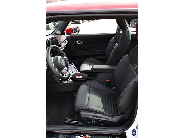 2025 MINI 3 Door John Cooper Works (Stk: 1726CX7610A) in London - Image 13 of 24