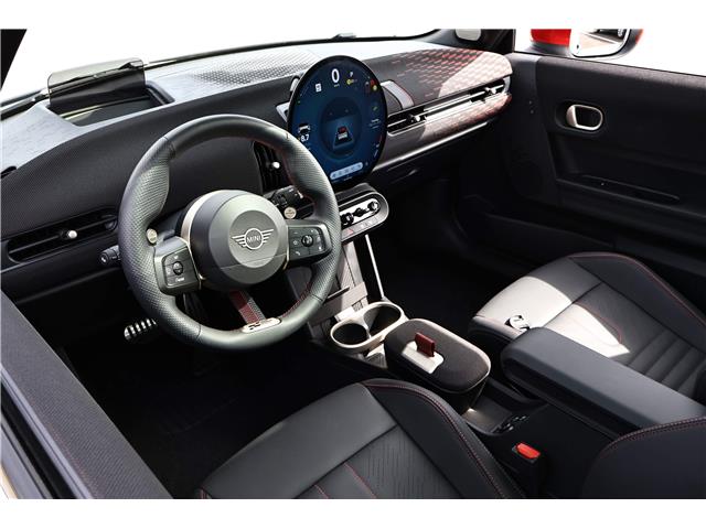 2025 MINI 3 Door John Cooper Works (Stk: 1726CX7610A) in London - Image 14 of 24