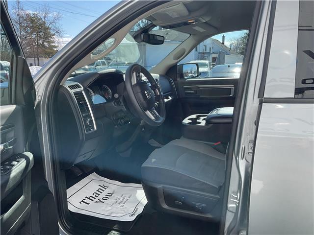 2023 RAM 1500 Classic SLT (Stk: 260267) in Ottawa - Image 8 of 14