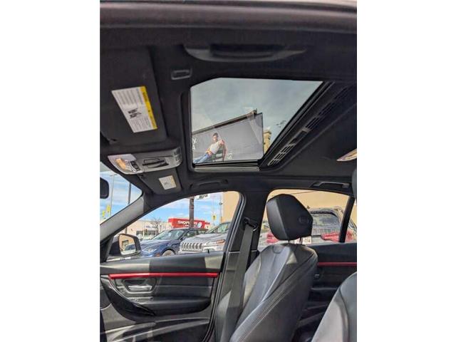 2018 BMW 330i xDrive (Stk: 260291) in Ottawa Central - Image 20 of 30