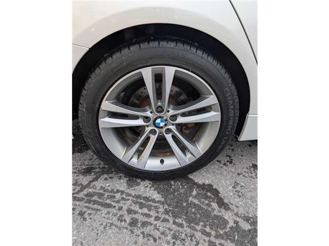 2018 BMW 330i xDrive (Stk: 260291) in Ottawa Central - Image 24 of 30