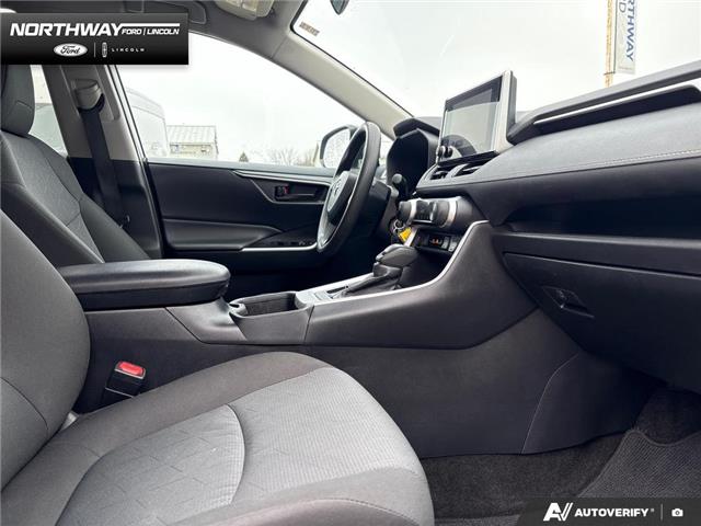 2024 Toyota RAV4 LE (Stk: DR1070) in Brantford - Image 20 of 23