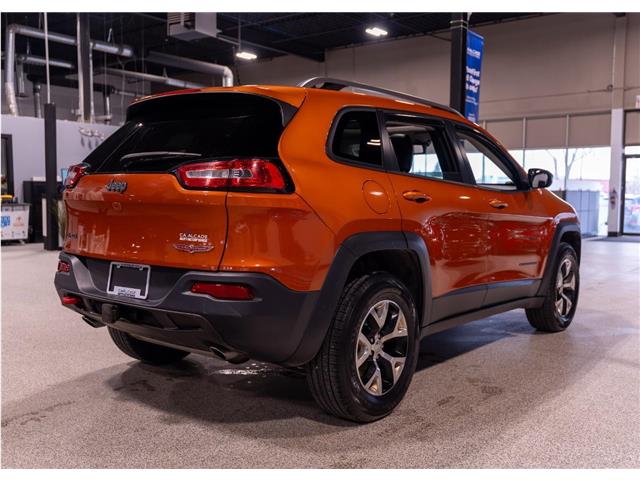 2016 Jeep Cherokee Trailhawk (Stk: R62293) in Calgary - Image 4 of 25