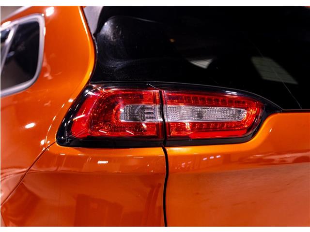 2016 Jeep Cherokee Trailhawk (Stk: R62293) in Calgary - Image 8 of 25