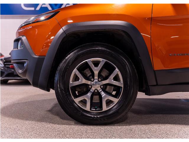 2016 Jeep Cherokee Trailhawk (Stk: R62293) in Calgary - Image 9 of 25