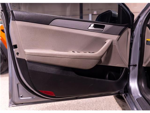 2015 Hyundai Sonata GLS (Stk: R69278) in Calgary - Image 10 of 17