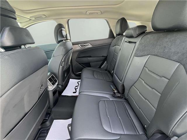 2026 Kia Sportage EX Premium w/Black Interior (Stk: SP26064) in Cold Lake - Image 17 of 24