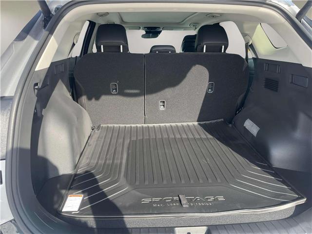 2026 Kia Sportage EX Premium w/Black Interior (Stk: SP26064) in Cold Lake - Image 8 of 24
