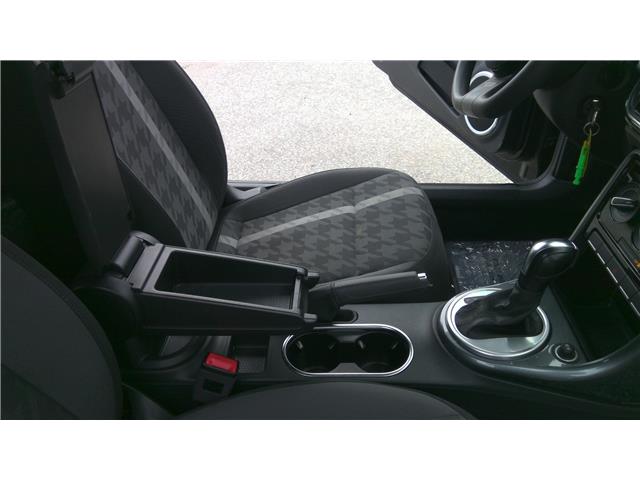 2018 Volkswagen Beetle 2.0 TSI Trendline (Stk: B1940) in Sarnia - Image 20 of 28