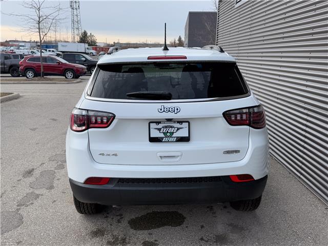 2026 Jeep Compass North (Stk: 26219) in London - Image 5 of 25