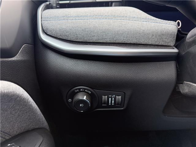 2026 Jeep Compass North (Stk: 26219) in London - Image 23 of 25