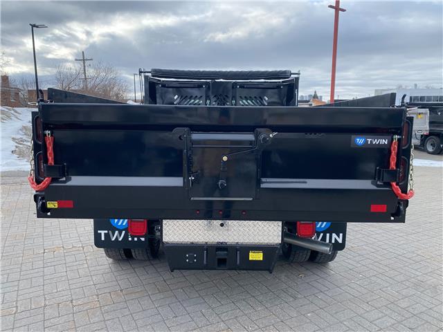 2026 Ford F-550 Chassis  (Stk: 2600860) in Ottawa - Image 5 of 19
