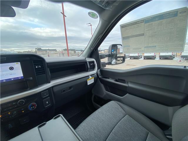 2026 Ford F-550 Chassis  (Stk: 2600860) in Ottawa - Image 11 of 19