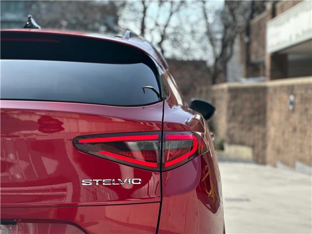 2022 Alfa Romeo Stelvio ti (Stk: 469U) in Toronto - Image 17 of 24
