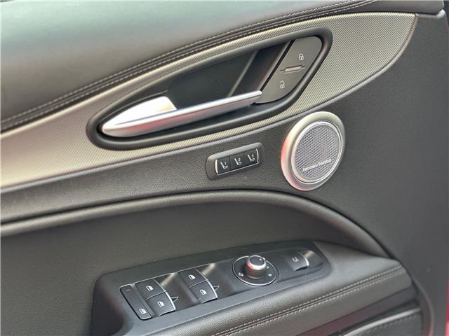 2022 Alfa Romeo Stelvio ti (Stk: 469U) in Toronto - Image 18 of 24