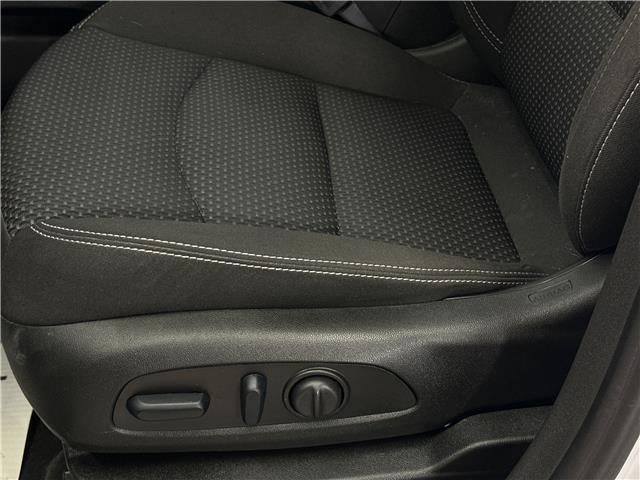 2024 GMC Terrain SLE (Stk: 43703J) in Belleville - Image 17 of 34