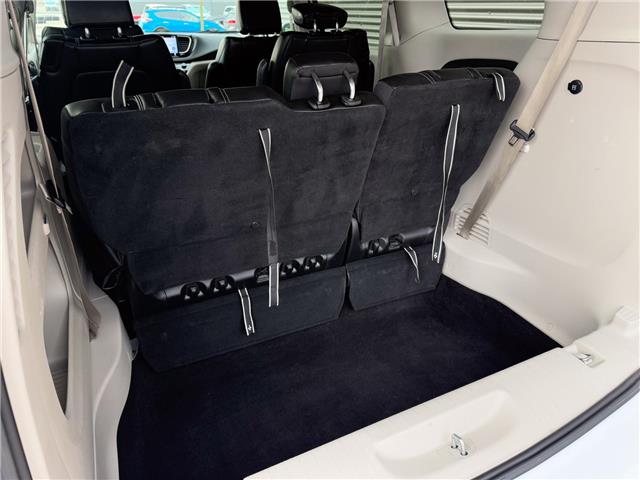 2023 Chrysler Pacifica Touring-L (Stk: U11120) in London - Image 7 of 28