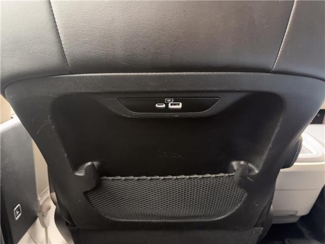 2023 Chrysler Pacifica Touring-L (Stk: U11120) in London - Image 25 of 28