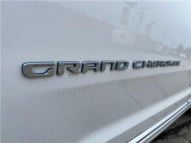 2023 Jeep Grand Cherokee 4xe Summit (Stk: 23-052L) in Sarnia - Image 9 of 32