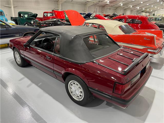 1989 Ford Mustang 5.0 LX Convertible (Stk: 241149) in Watford - Image 8 of 30