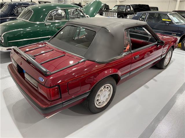 1989 Ford Mustang 5.0 LX Convertible (Stk: 241149) in Watford - Image 13 of 30