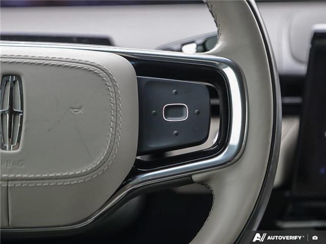 2024 Lincoln Nautilus Reserve (Stk: P6598) in London - Image 17 of 26