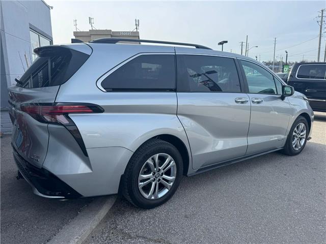 2021 Toyota Sienna XSE 7-Passenger (Stk: 28364P) in Newmarket - Image 2 of 15