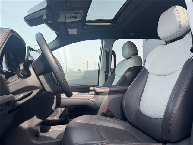 2021 Toyota Sienna XSE 7-Passenger (Stk: 28364P) in Newmarket - Image 8 of 15