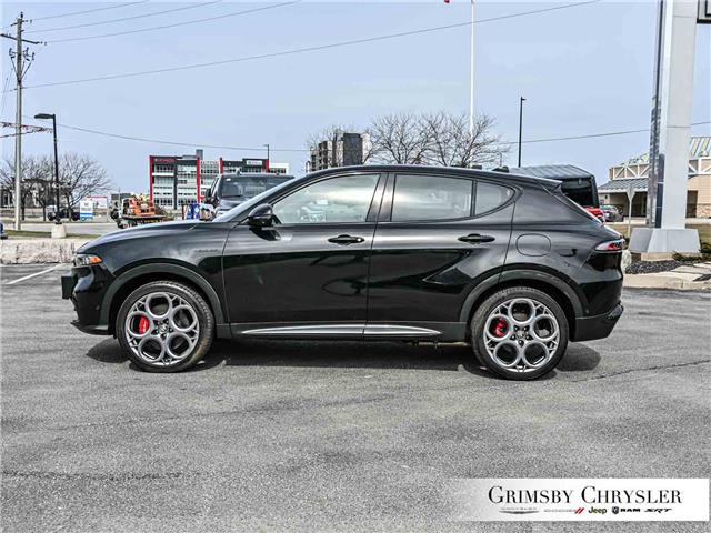 2024 Alfa Romeo Tonale PHEV Veloce (Stk: U6375) in Grimsby - Image 3 of 37