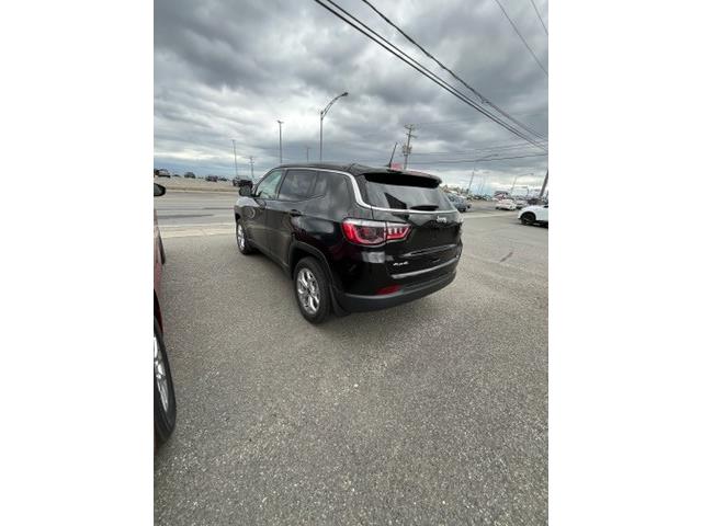 2026 Jeep Compass Sport in Matane - Image 2 of 4