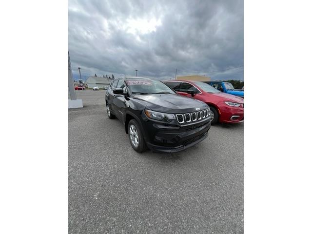 2026 Jeep Compass Sport in Matane - Image 3 of 4