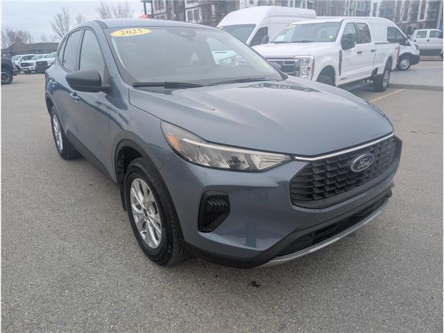 2025 Ford Escape Active (Stk: S-2009A) in Calgary - Image 10 of 25