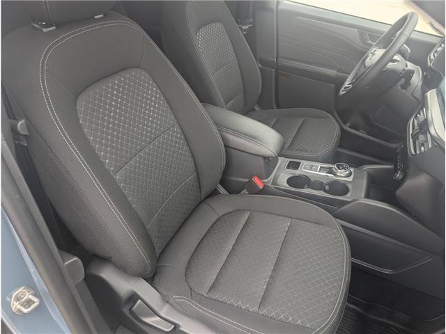 2025 Ford Escape Active (Stk: S-2009A) in Calgary - Image 14 of 25