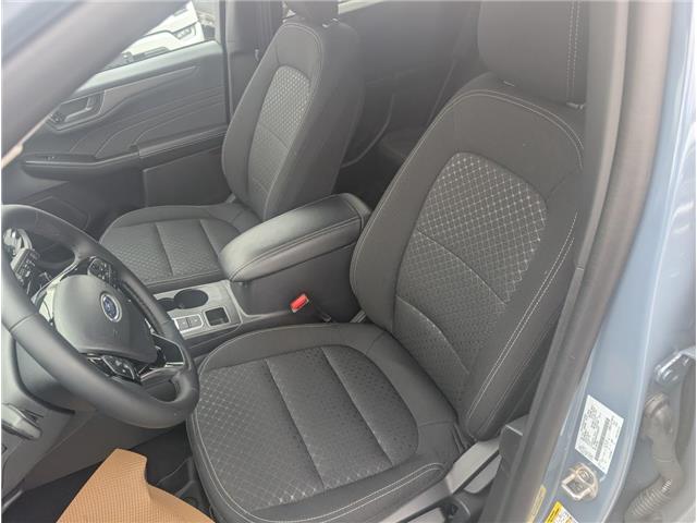 2025 Ford Escape Active (Stk: S-2009A) in Calgary - Image 21 of 25