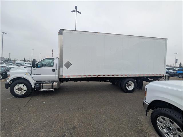 2023 Ford F-750 Diesel Base (Stk: 19469) in Calgary - Image 3 of 19