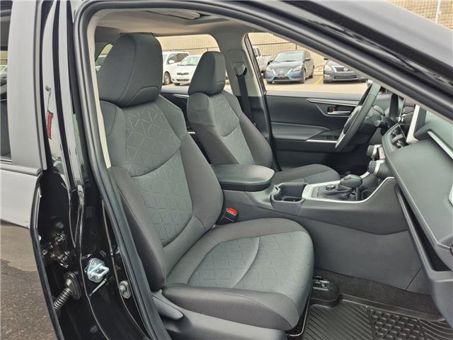 2025 Toyota RAV4 Hybrid XLE (Stk: 10120351A) in Markham - Image 33 of 34