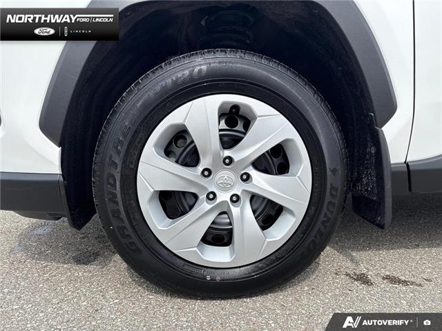 2024 Toyota RAV4 LE (Stk: DR1071) in Brantford - Image 6 of 23