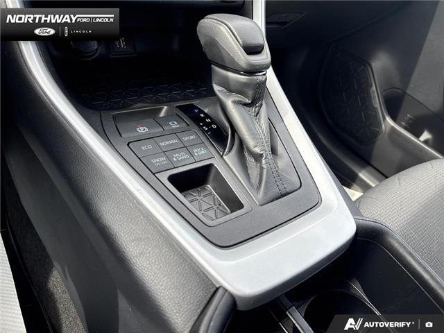 2024 Toyota RAV4 LE (Stk: DR1071) in Brantford - Image 16 of 23