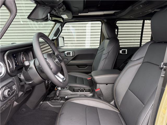 2026 Jeep Wrangler Sahara (Stk: 26186D) in London - Image 9 of 25