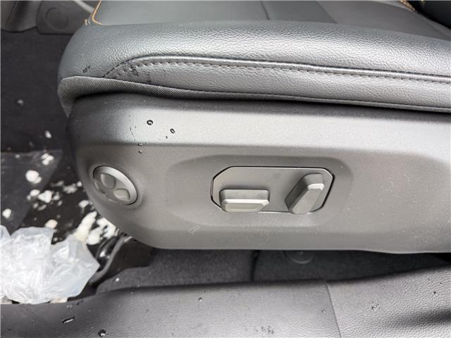 2026 Jeep Wrangler Sahara (Stk: 26186D) in London - Image 22 of 25