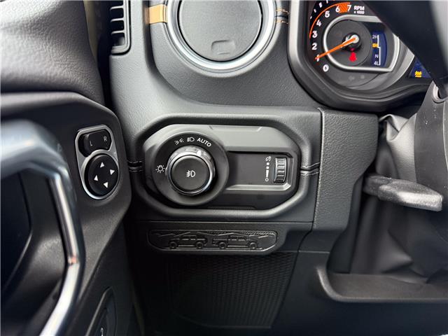 2026 Jeep Wrangler Sahara (Stk: 26186D) in London - Image 23 of 25