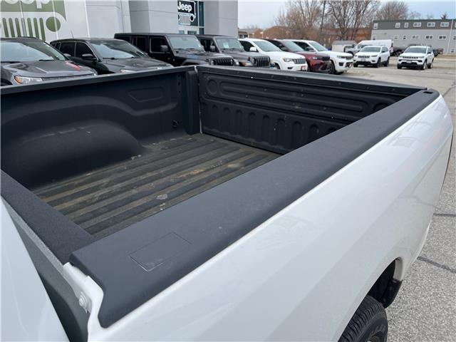 2022 RAM 1500 Classic Tradesman (Stk: 22-075H) in Sarnia - Image 25 of 27
