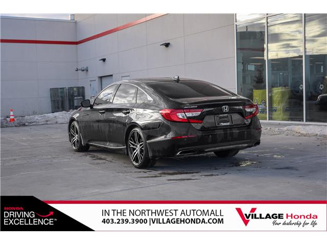 2022 Honda Accord Touring 1.5T (Stk: B9025) in Calgary - Image 7 of 37