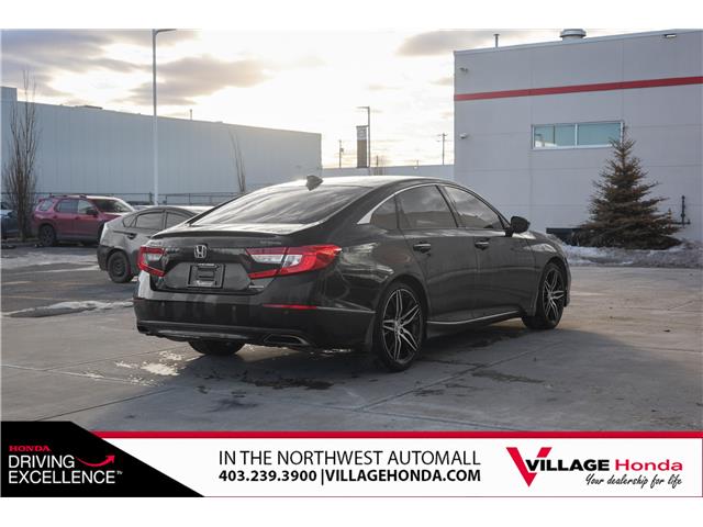 2022 Honda Accord Touring 1.5T (Stk: B9025) in Calgary - Image 10 of 37