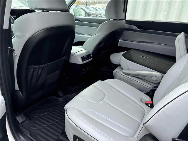 2025 Hyundai Palisade Urban 7 Passenger (Stk: 14817) in Sudbury - Image 8 of 10