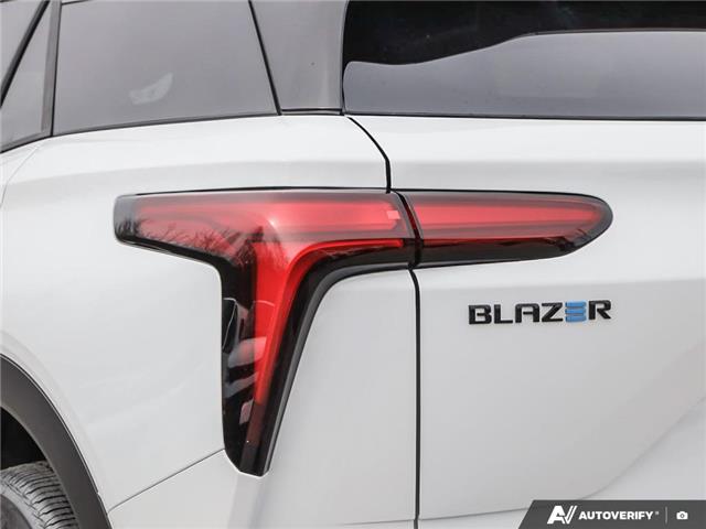 2026 Chevrolet Blazer EV LT (Stk: 174462) in London - Image 12 of 27