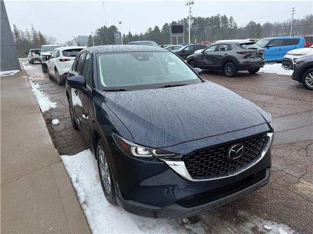 2022 Mazda CX-5 GS (Stk: 24778) in Pembroke - Image 7 of 28